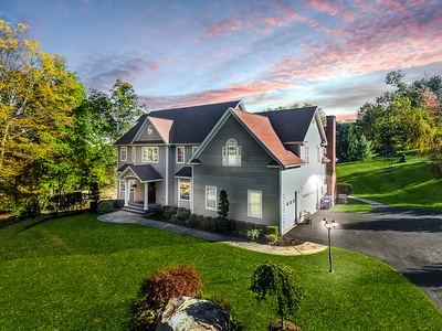 Connecticut Waterfront Homes